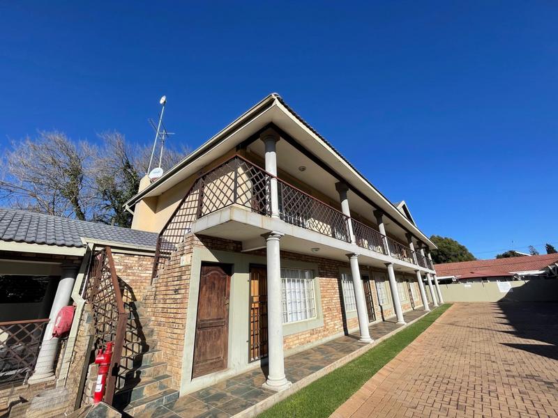 To Let 1 Bedroom Property for Rent in Kannoniers Park North West